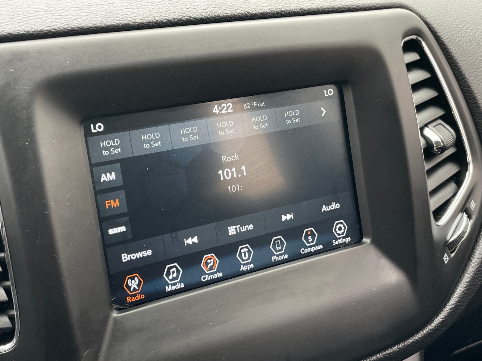 Thumbnail: 2019 Jeep Compass - 4