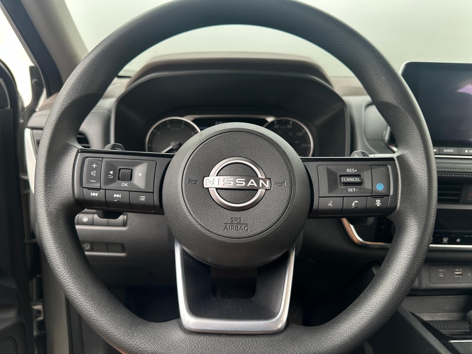 Thumbnail: 2023 Nissan Rogue - 5