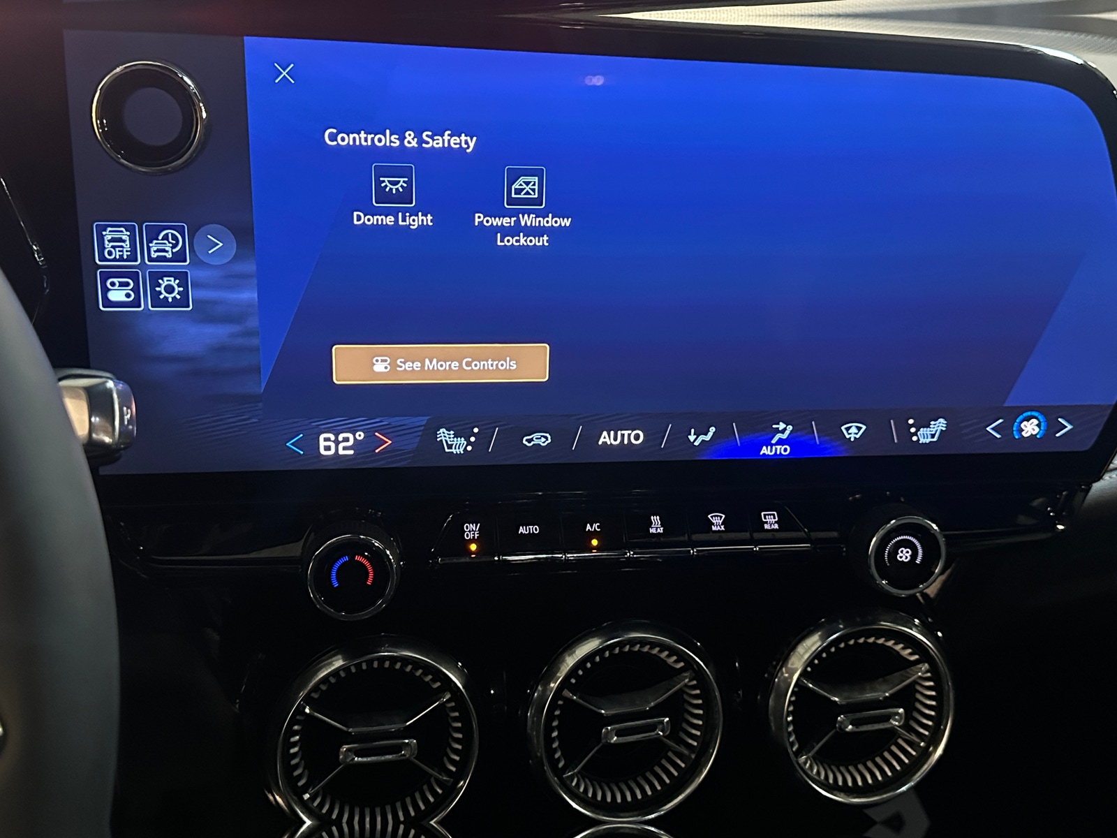 Thumbnail: 2024 Chevrolet Blazer EV - 4