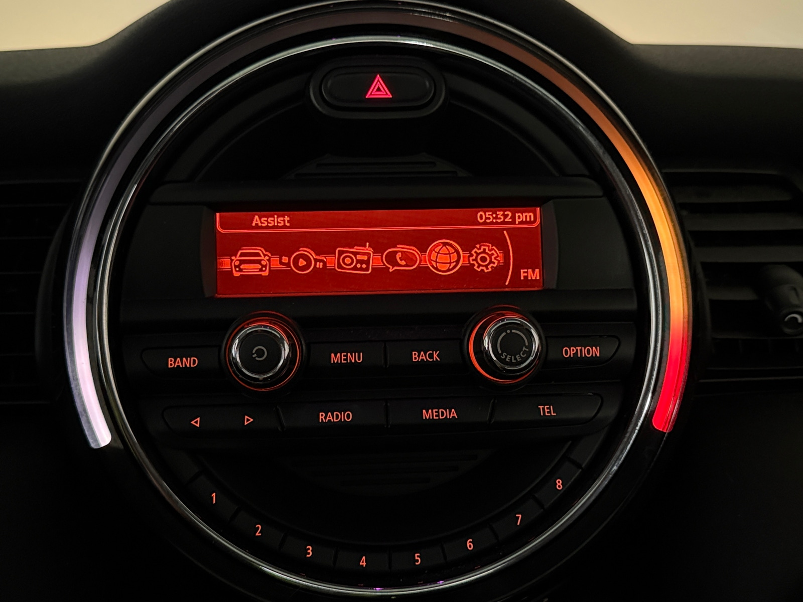 Thumbnail: 2015 MINI Cooper Hardtop - 3