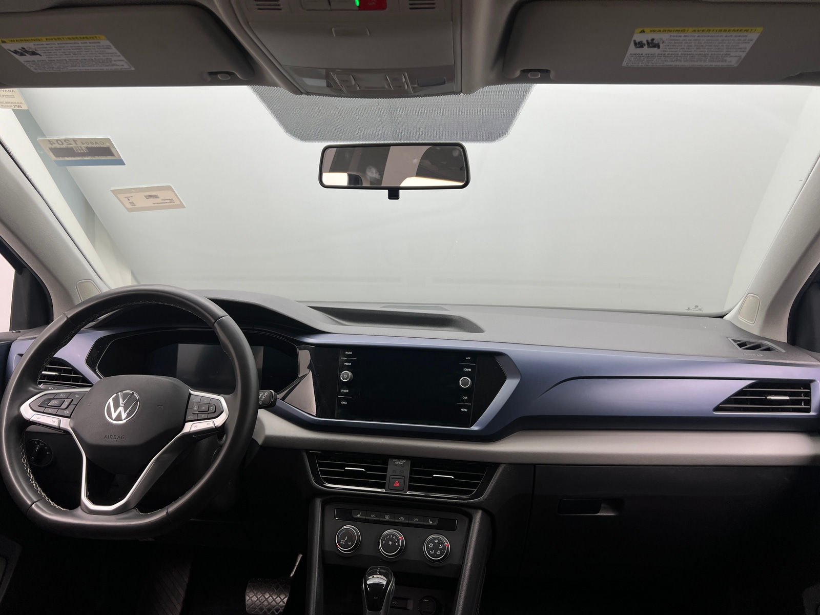 Thumbnail: 2022 Volkswagen Taos - 2