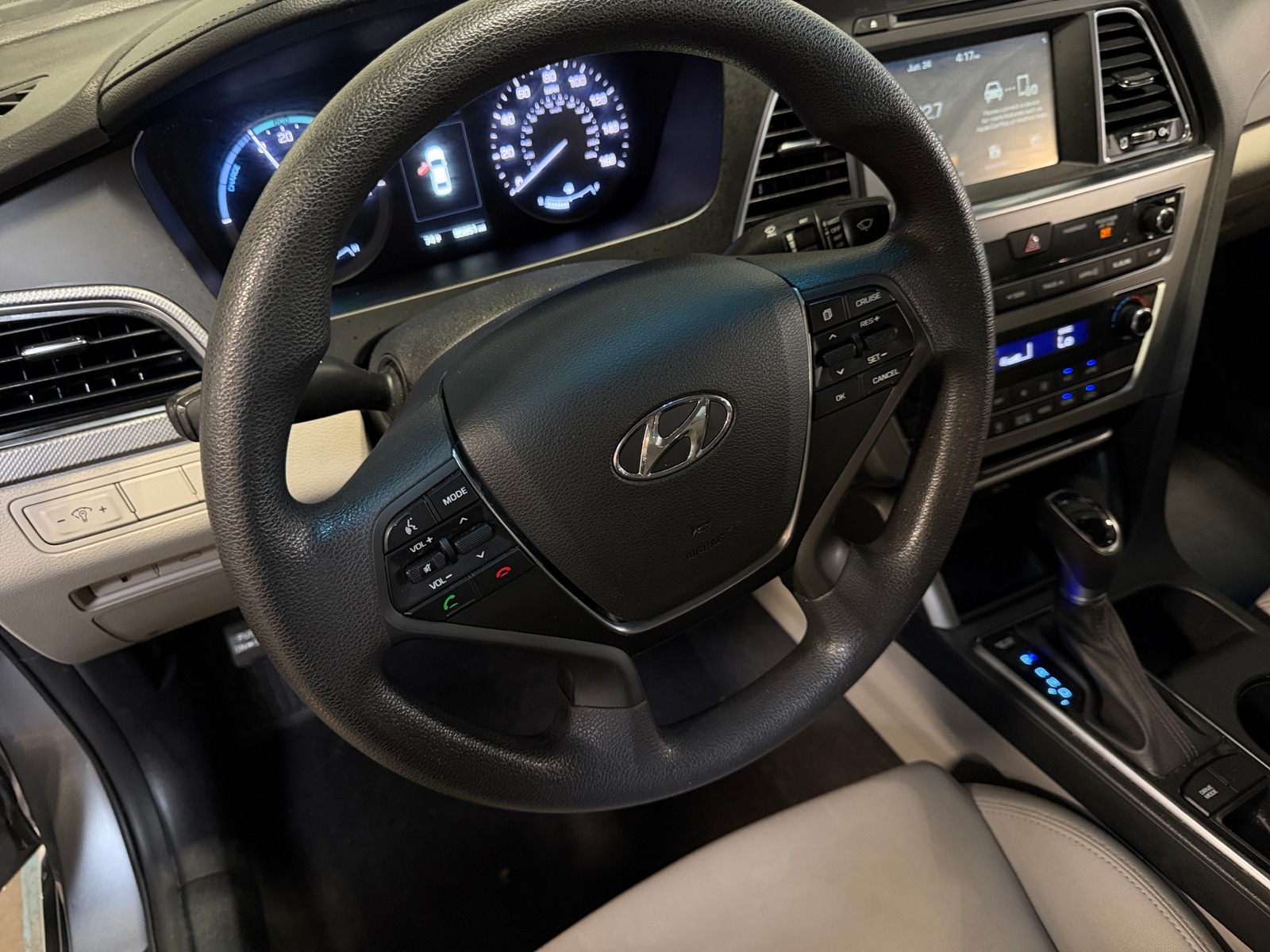 Thumbnail: 2017 Hyundai Sonata - 5