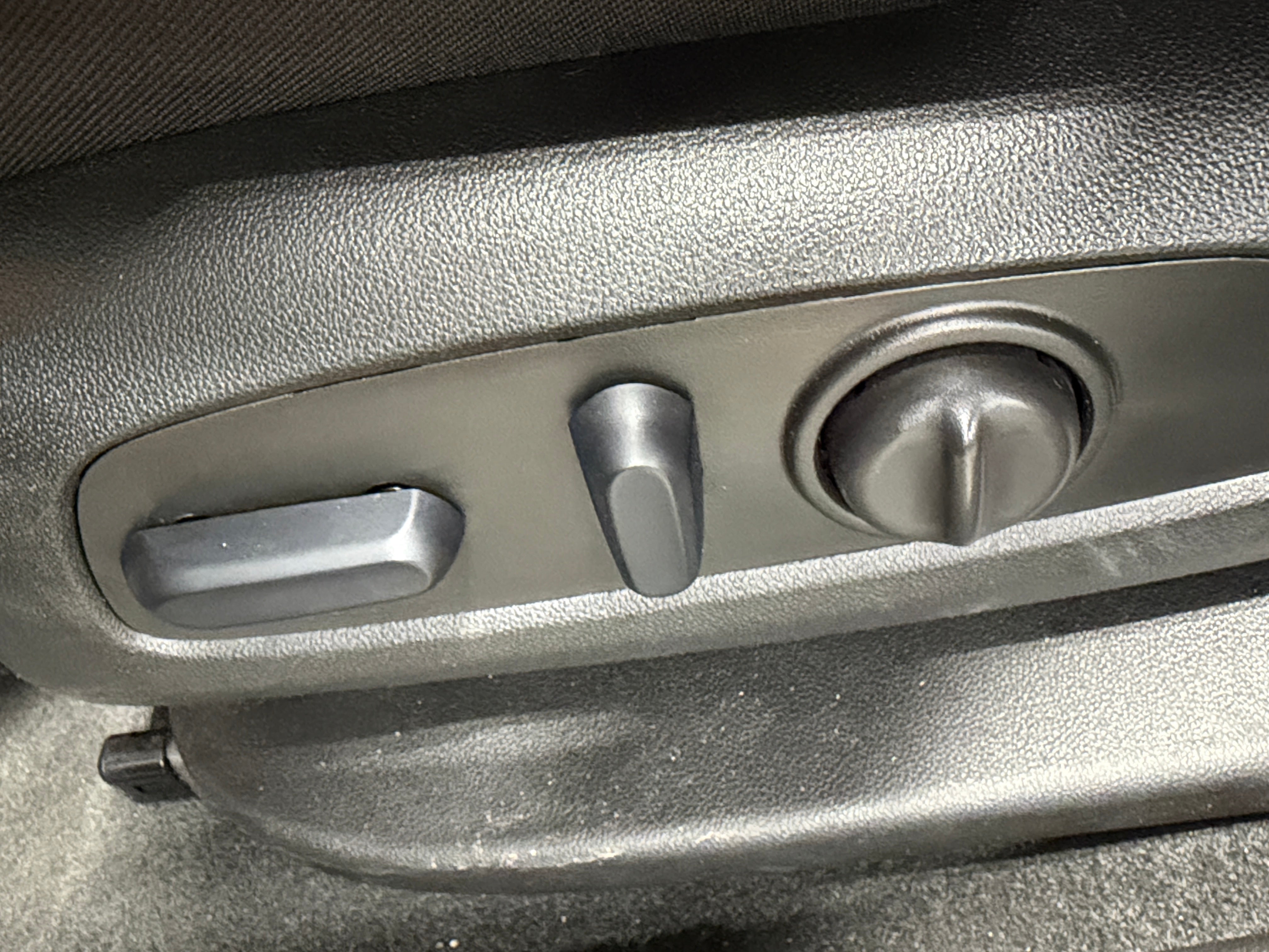 2024 Chevrolet Blazer 2LT - Photo 2
