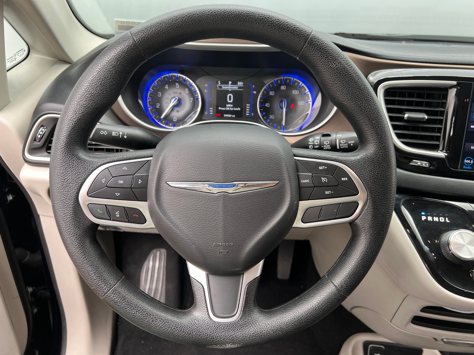 Thumbnail: 2019 Chrysler Pacifica - 5