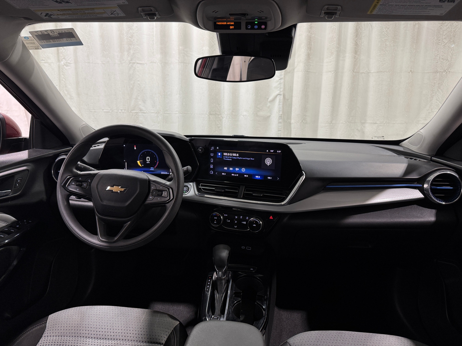Thumbnail: 2025 Chevrolet Trax - 3