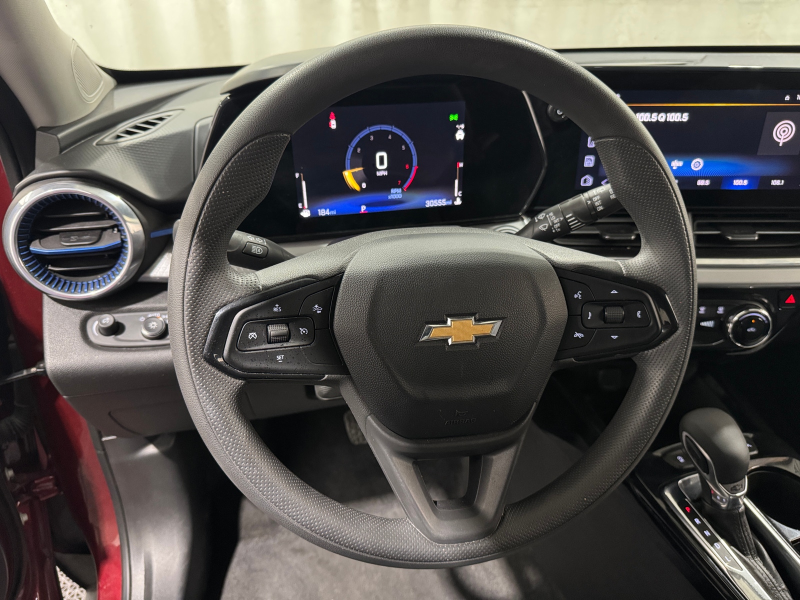 Thumbnail: 2025 Chevrolet Trax - 5