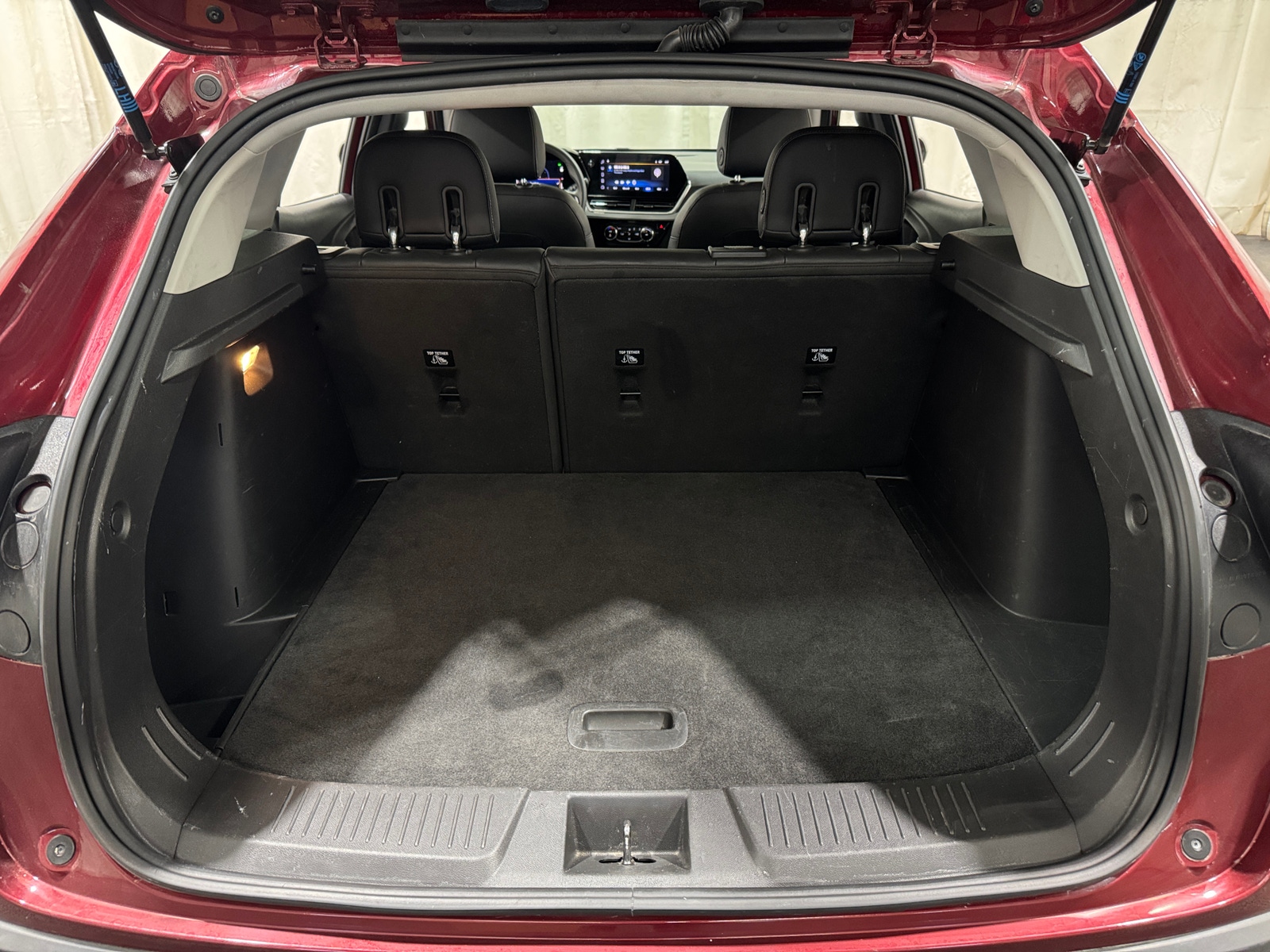 Thumbnail: 2025 Chevrolet Trax - 7