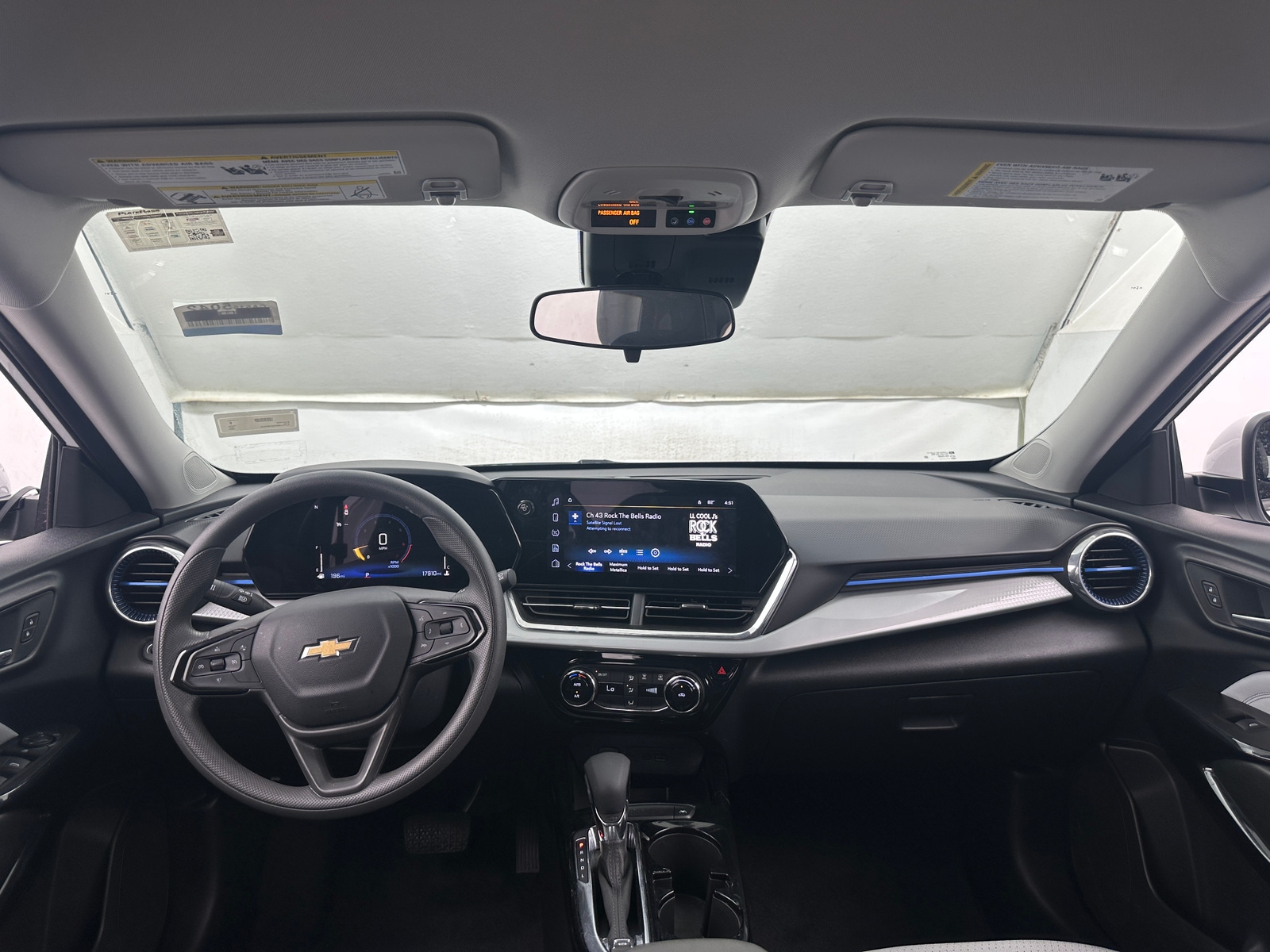 Thumbnail: 2025 Chevrolet Trax - 3