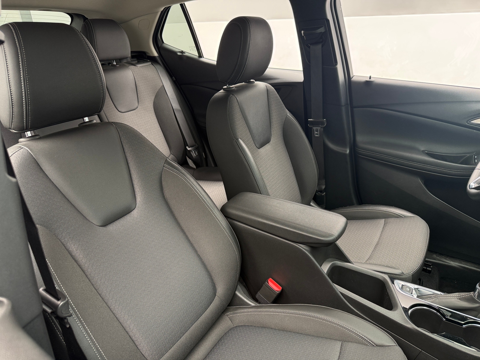 Thumbnail: 2025 Buick Encore GX - 2