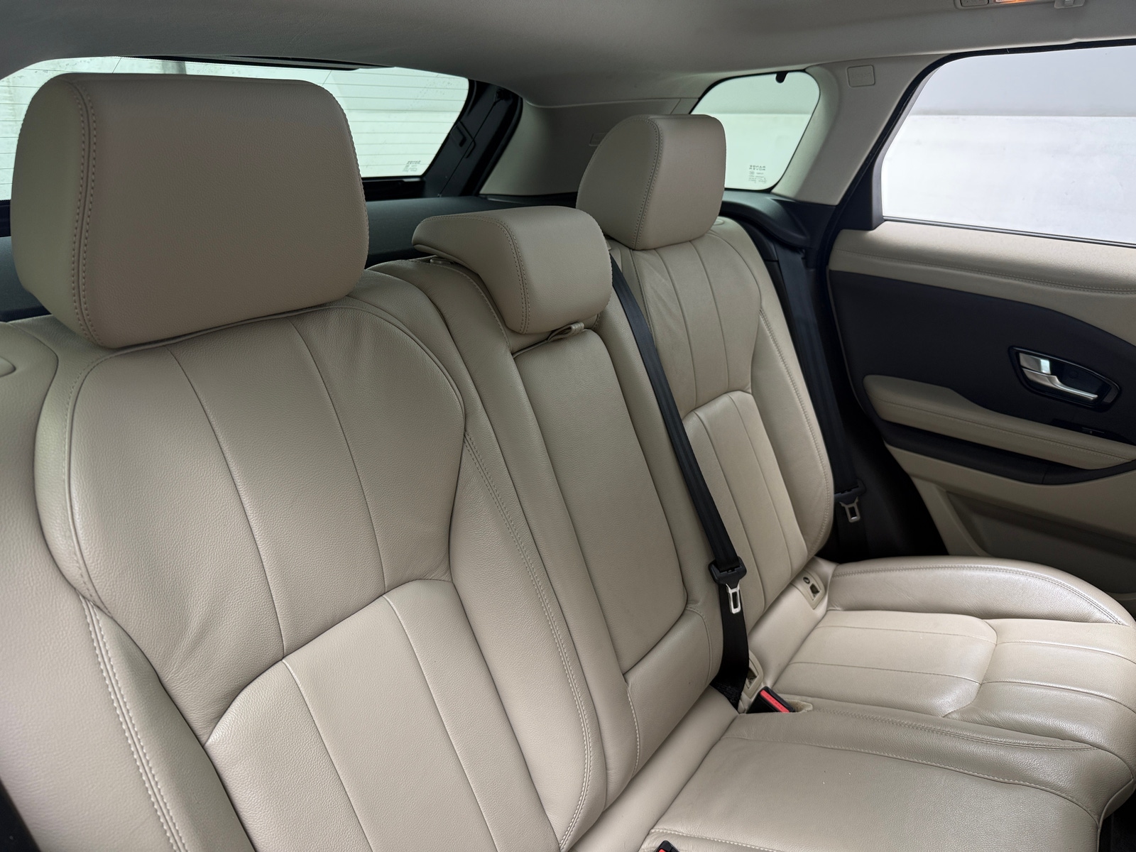 Thumbnail: 2019 Land Rover Range Rover Evoque - 5