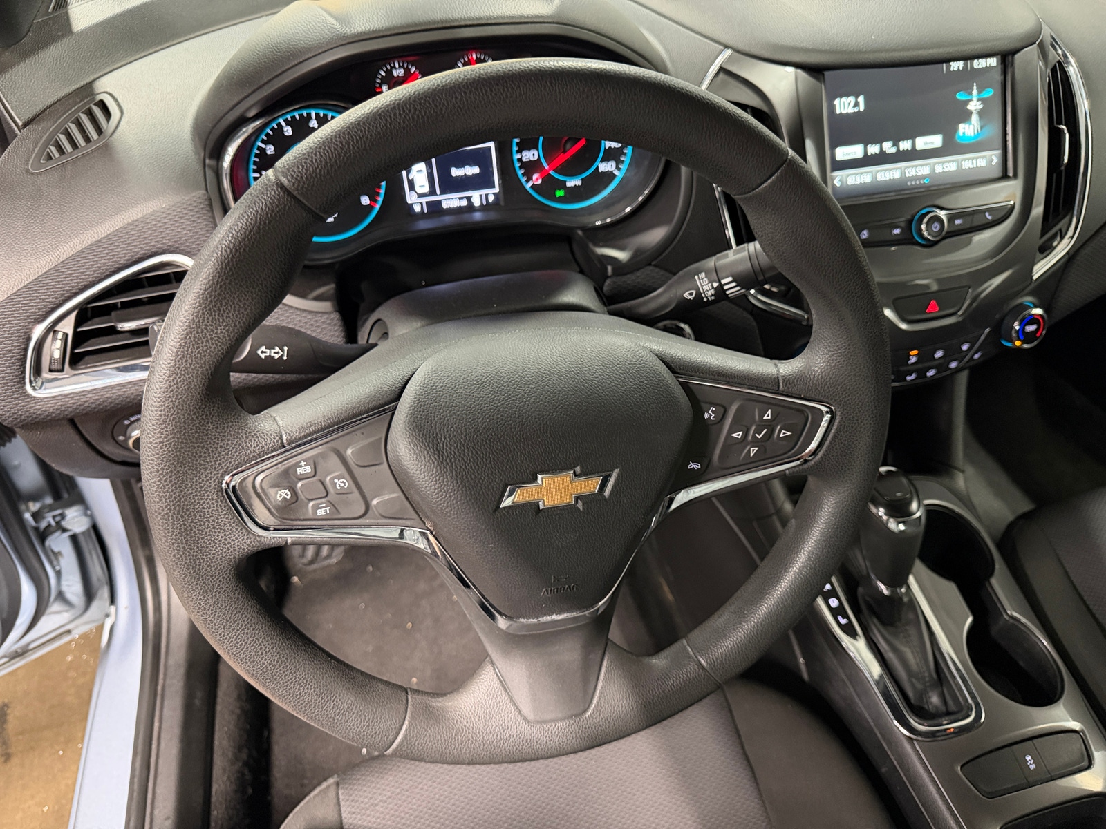 Thumbnail: 2018 Chevrolet Cruze - 5