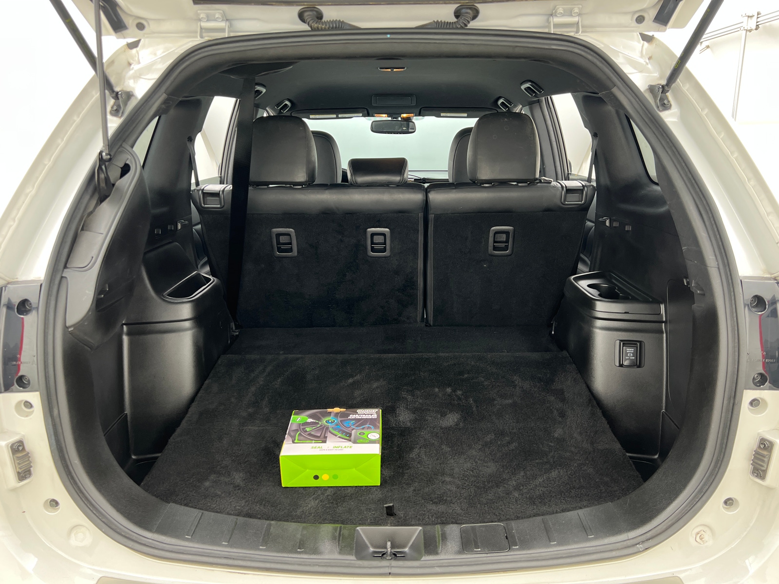 Thumbnail: 2019 Mitsubishi Outlander - 6