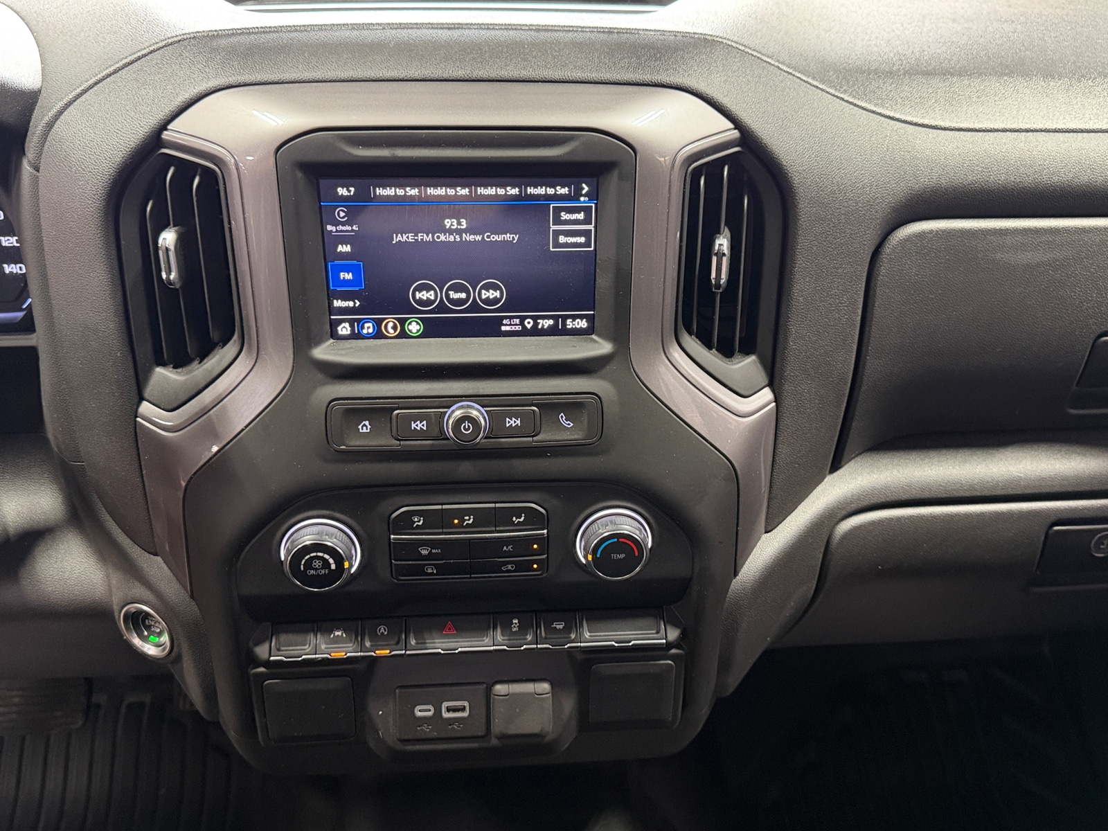 Thumbnail: 2024 Chevrolet Silverado 1500 - 2