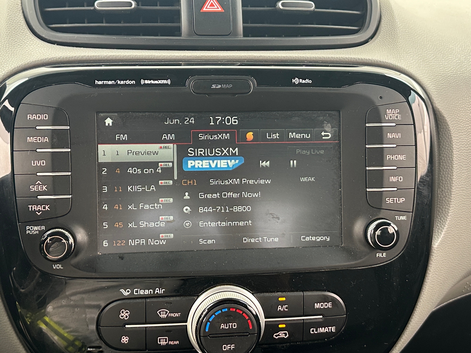 Thumbnail: 2017 Kia Soul - 4
