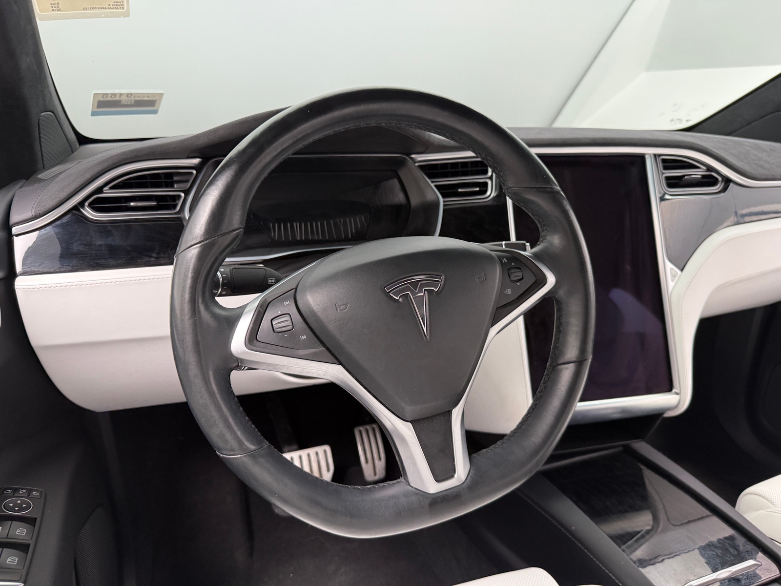 Thumbnail: 2016 Tesla Model X - 4