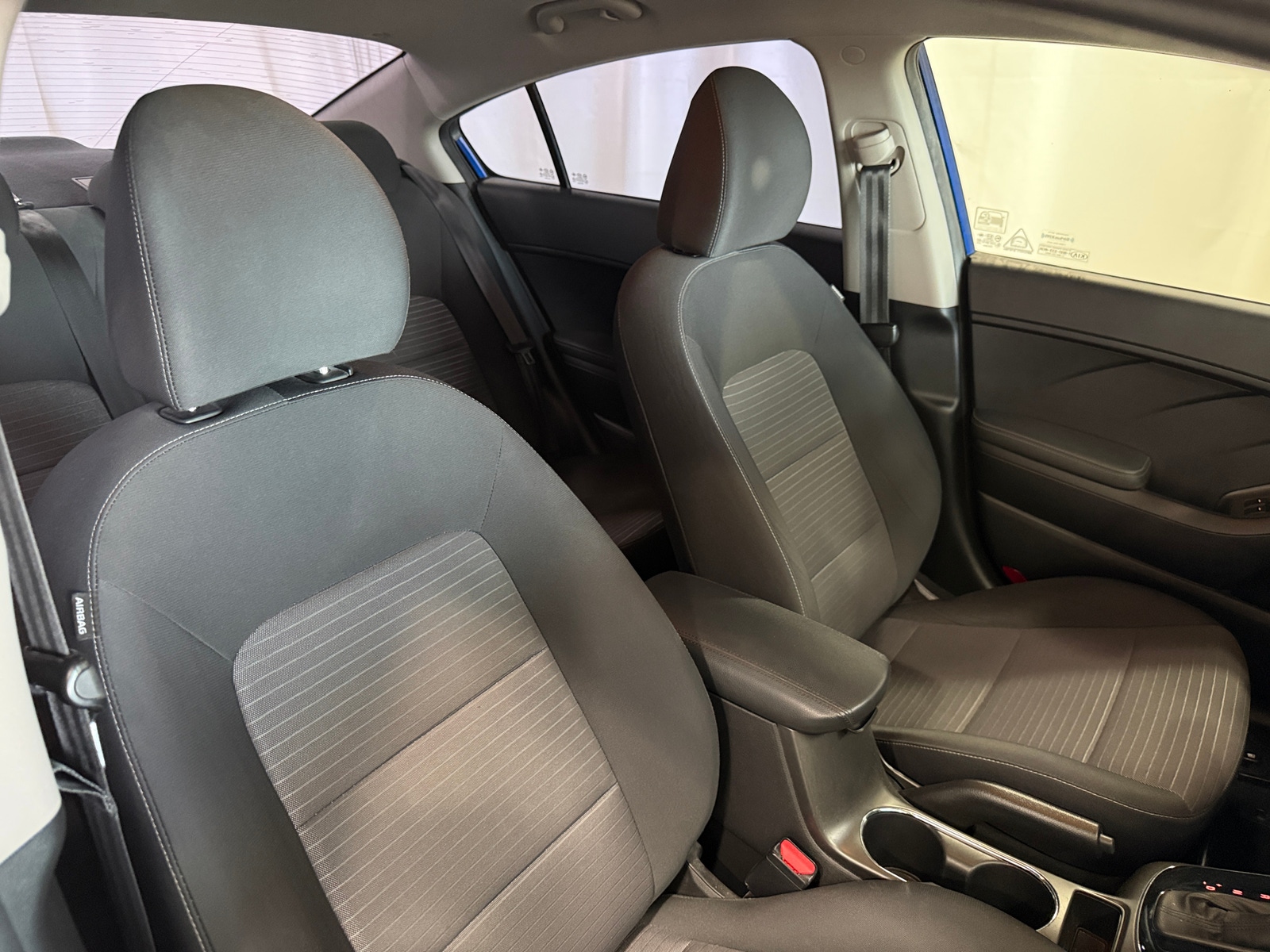 Thumbnail: 2017 Kia Forte - 2