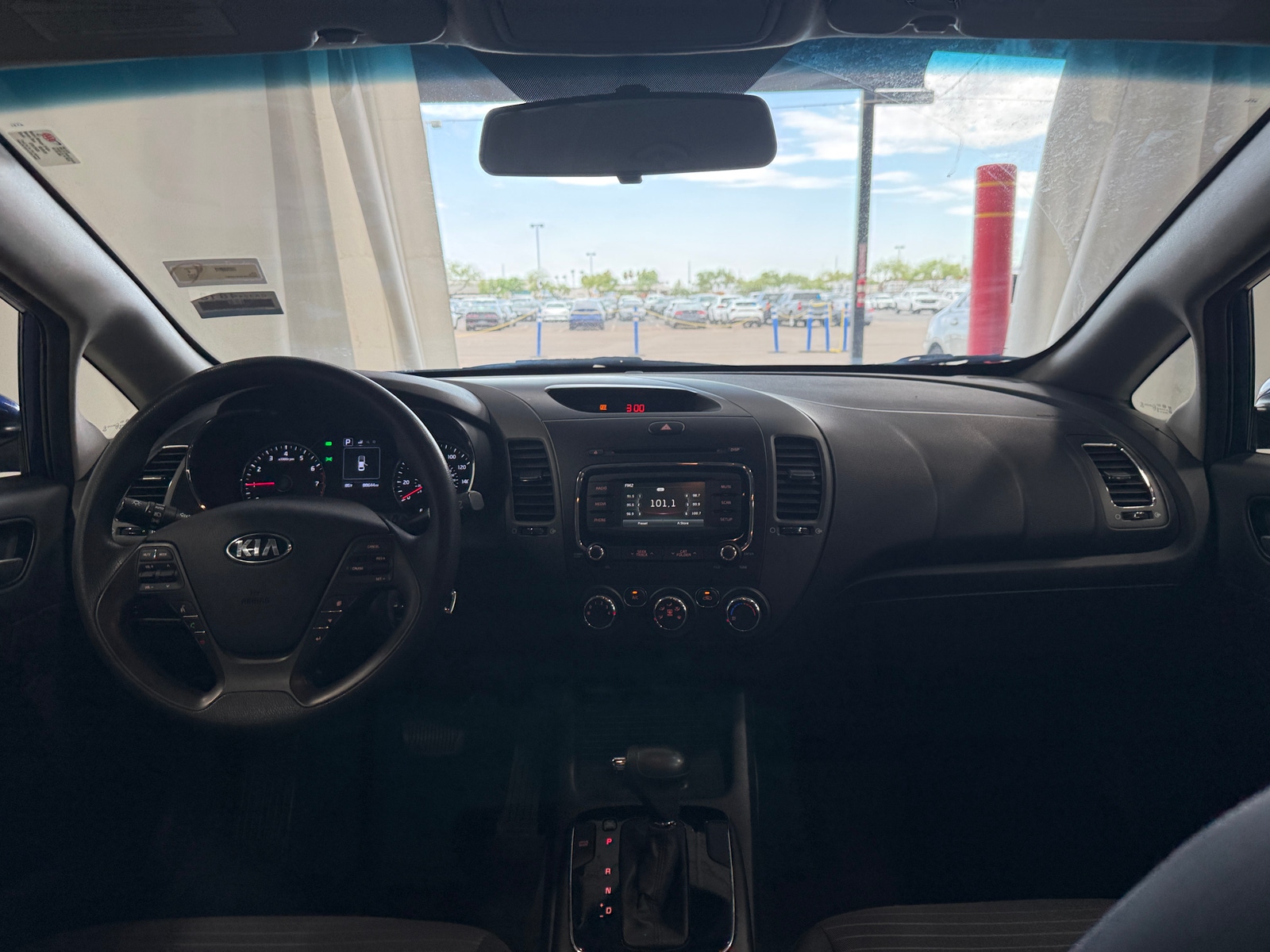 Thumbnail: 2017 Kia Forte - 3