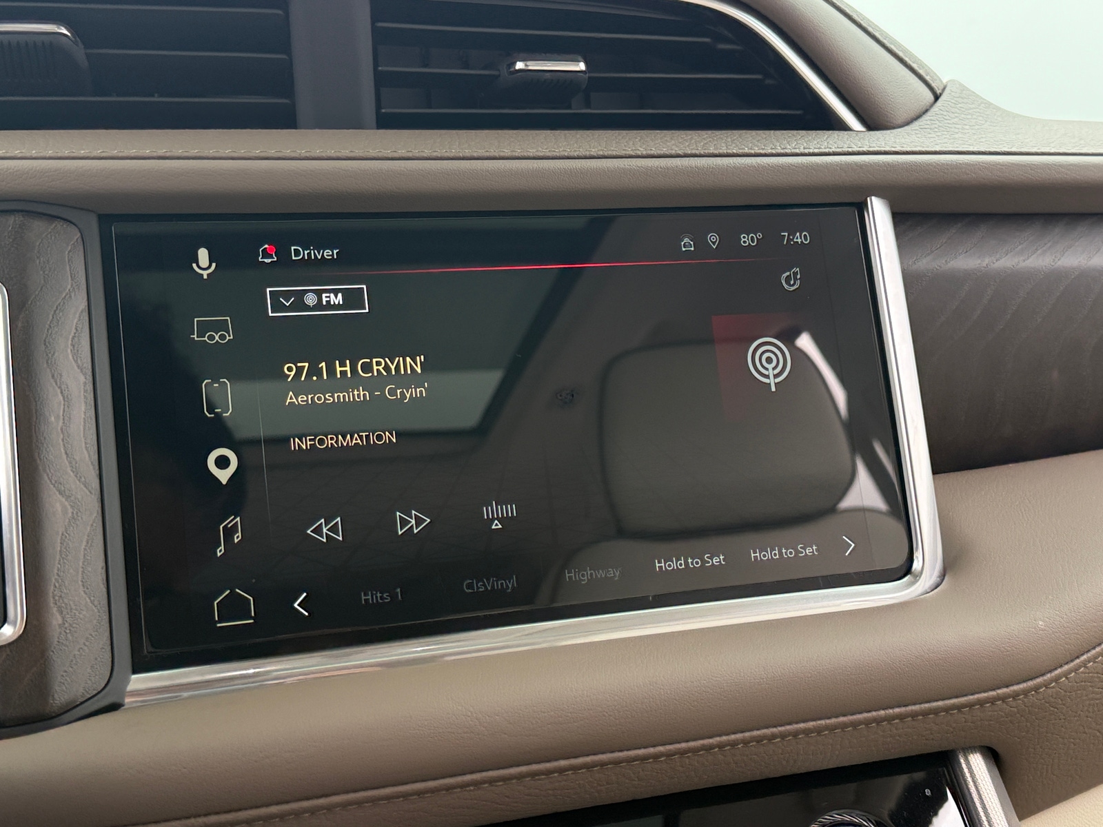 Thumbnail: 2024 GMC Yukon - 3