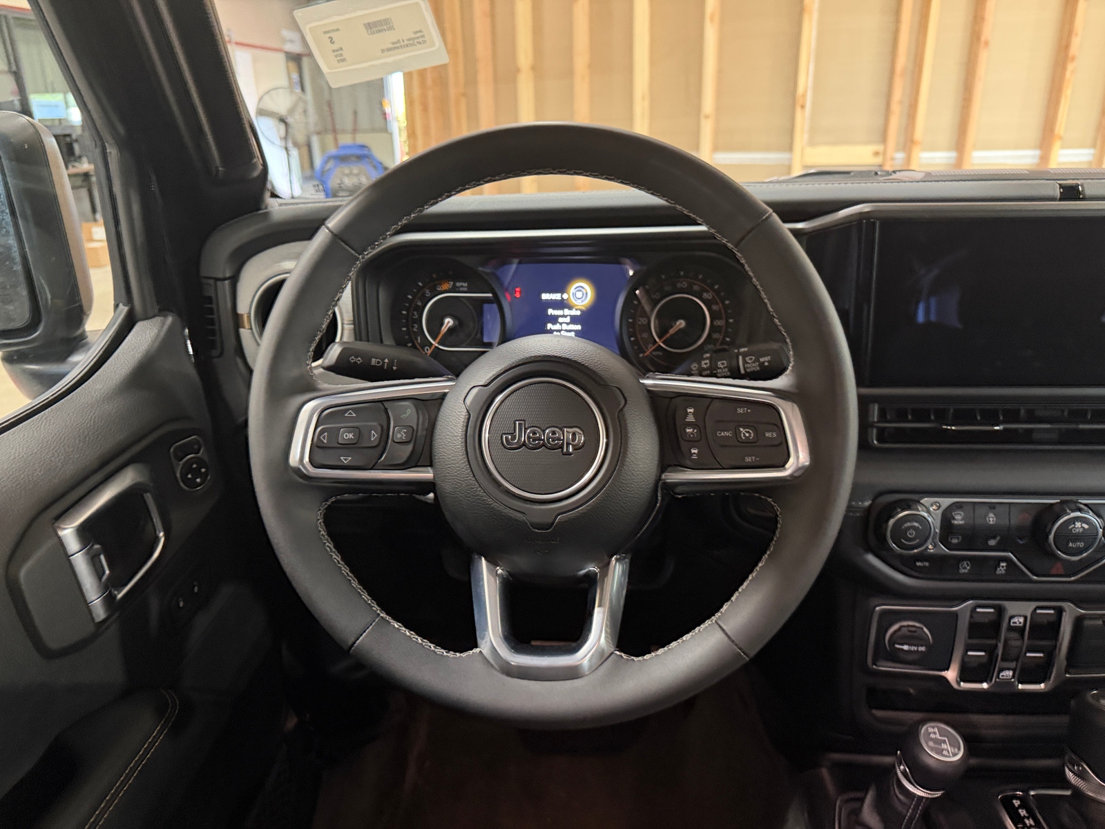 Thumbnail: 2025 Jeep Wrangler - 5