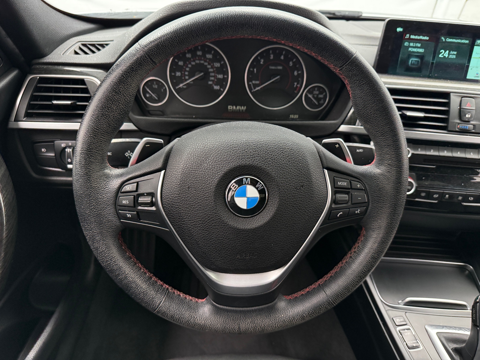 Thumbnail: 2018 BMW 3 Series - 4