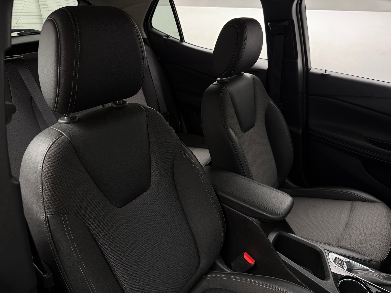 Thumbnail: 2025 Buick Encore GX - 2