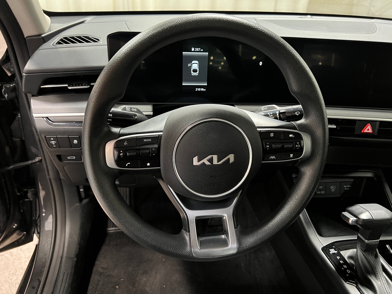 Thumbnail: 2025 Kia K5 - 5
