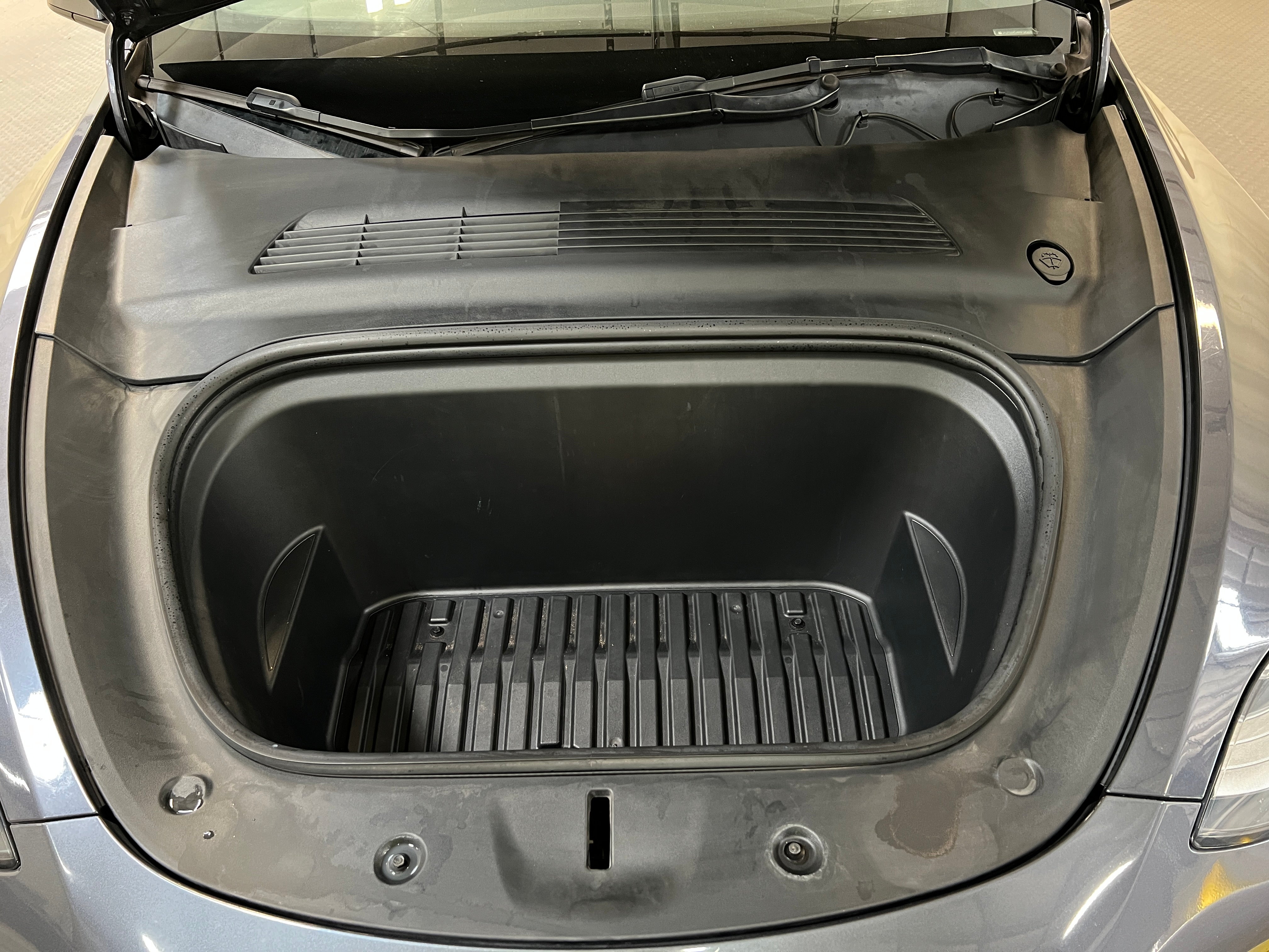Used 2021 Tesla Model Y Standard Range with VIN 5YJYGDED6MF126209 for sale in Auburn, WA