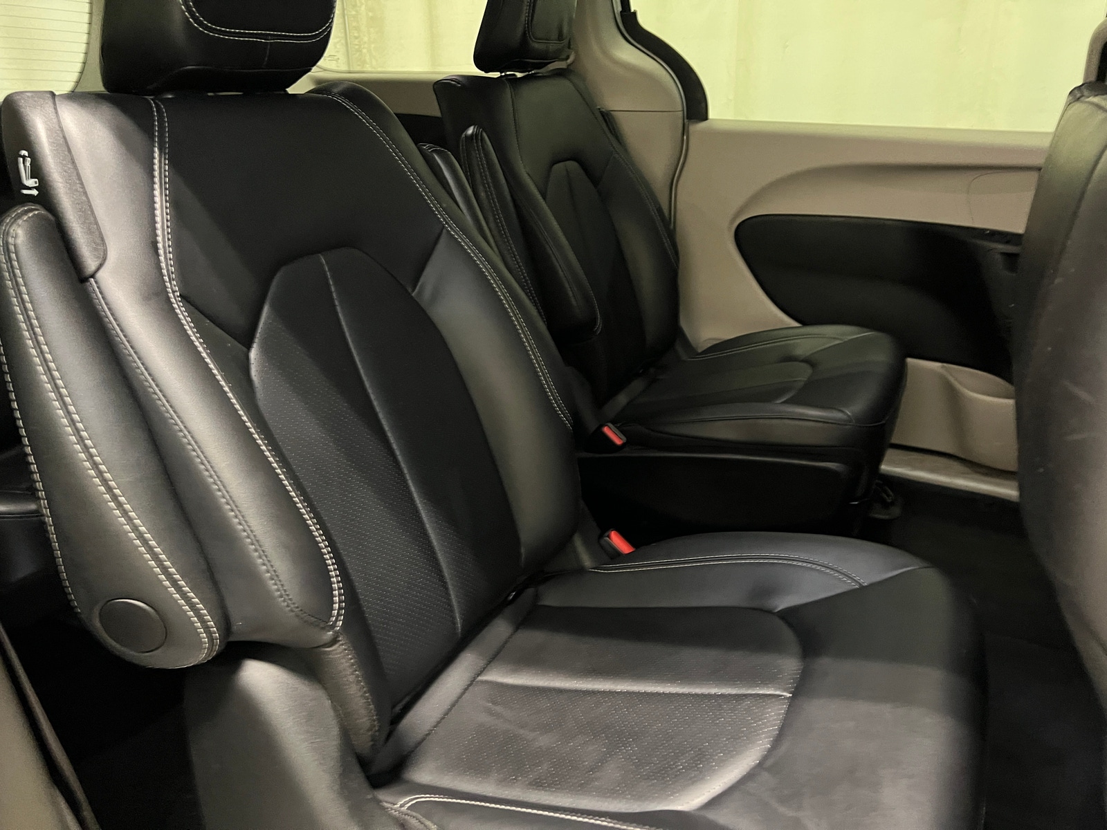 Thumbnail: 2024 Chrysler Pacifica - 5