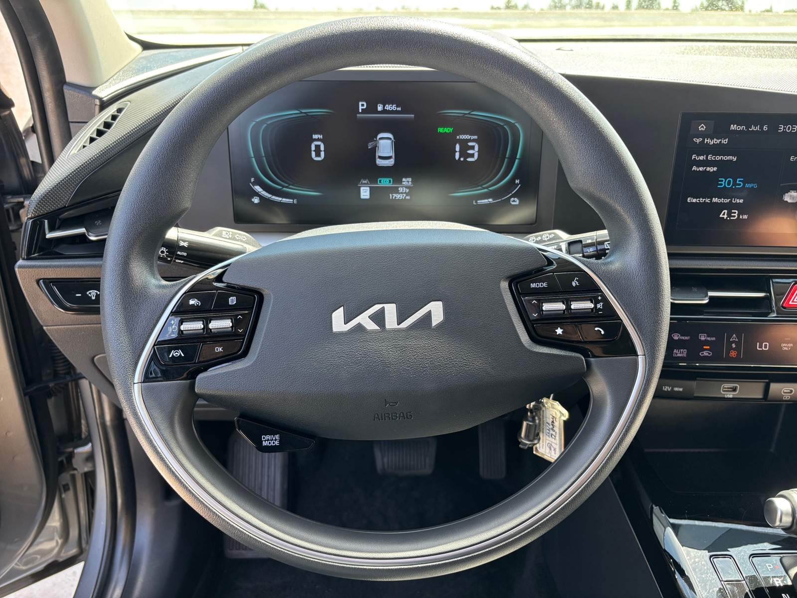 Thumbnail: 2026 Kia Niro - 4