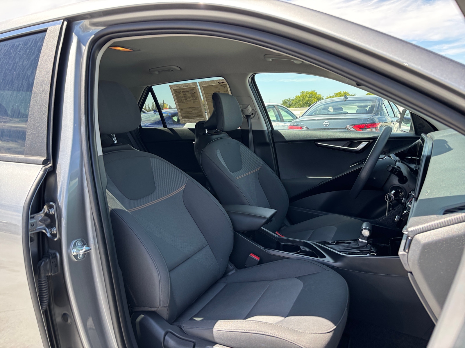 Thumbnail: 2026 Kia Niro - 2