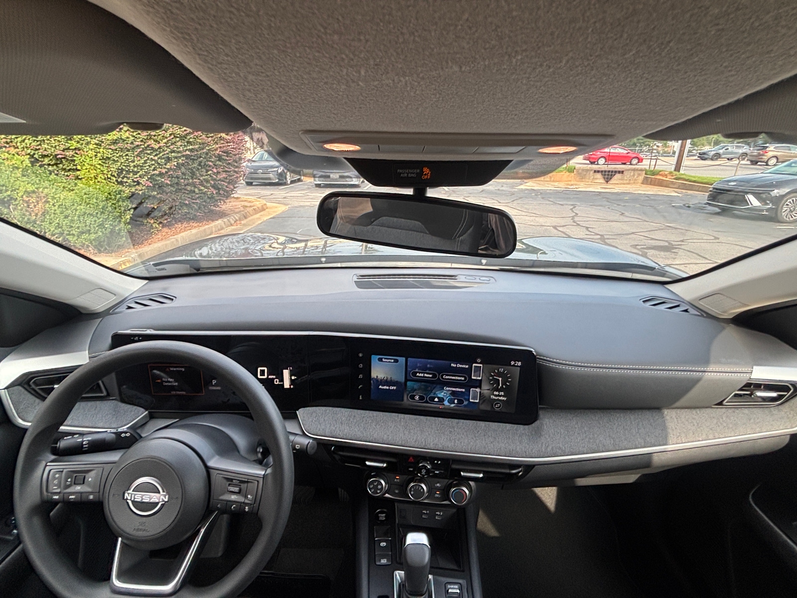 Thumbnail: 2025 Nissan Kicks - 3