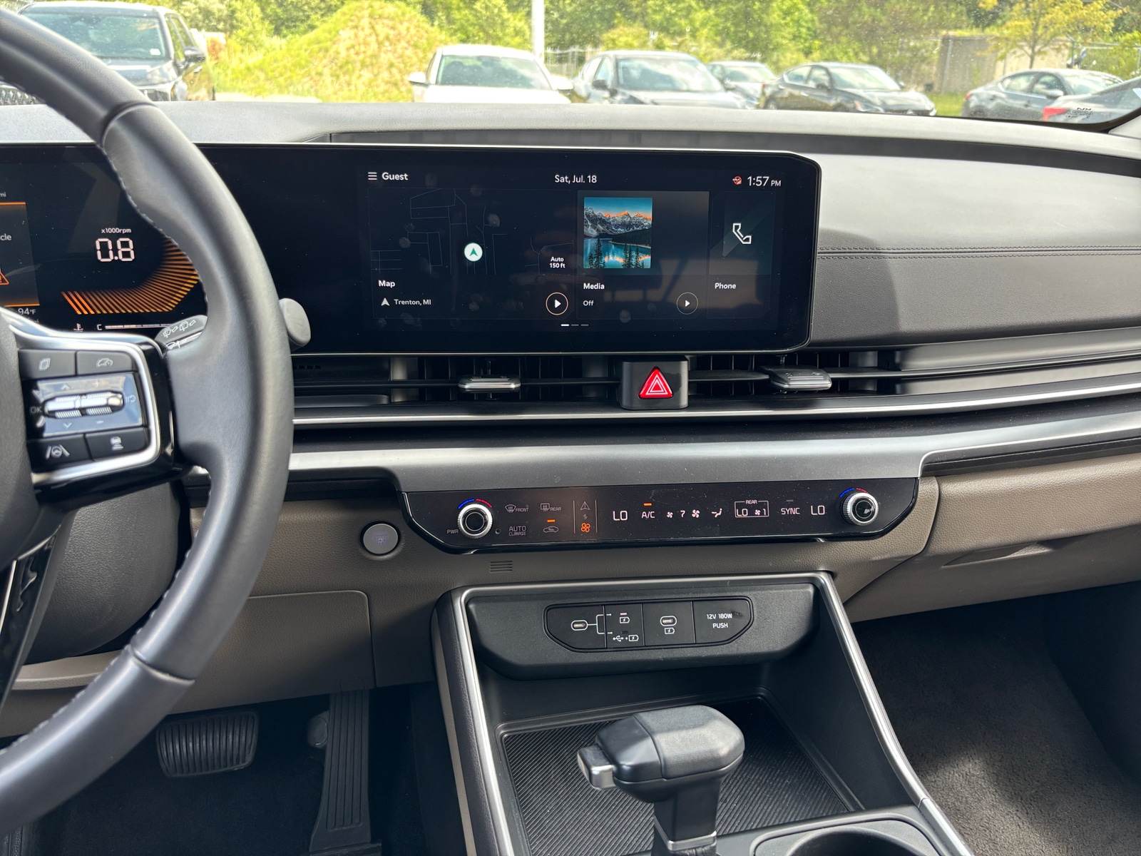 Thumbnail: 2026 Kia Carnival - 4