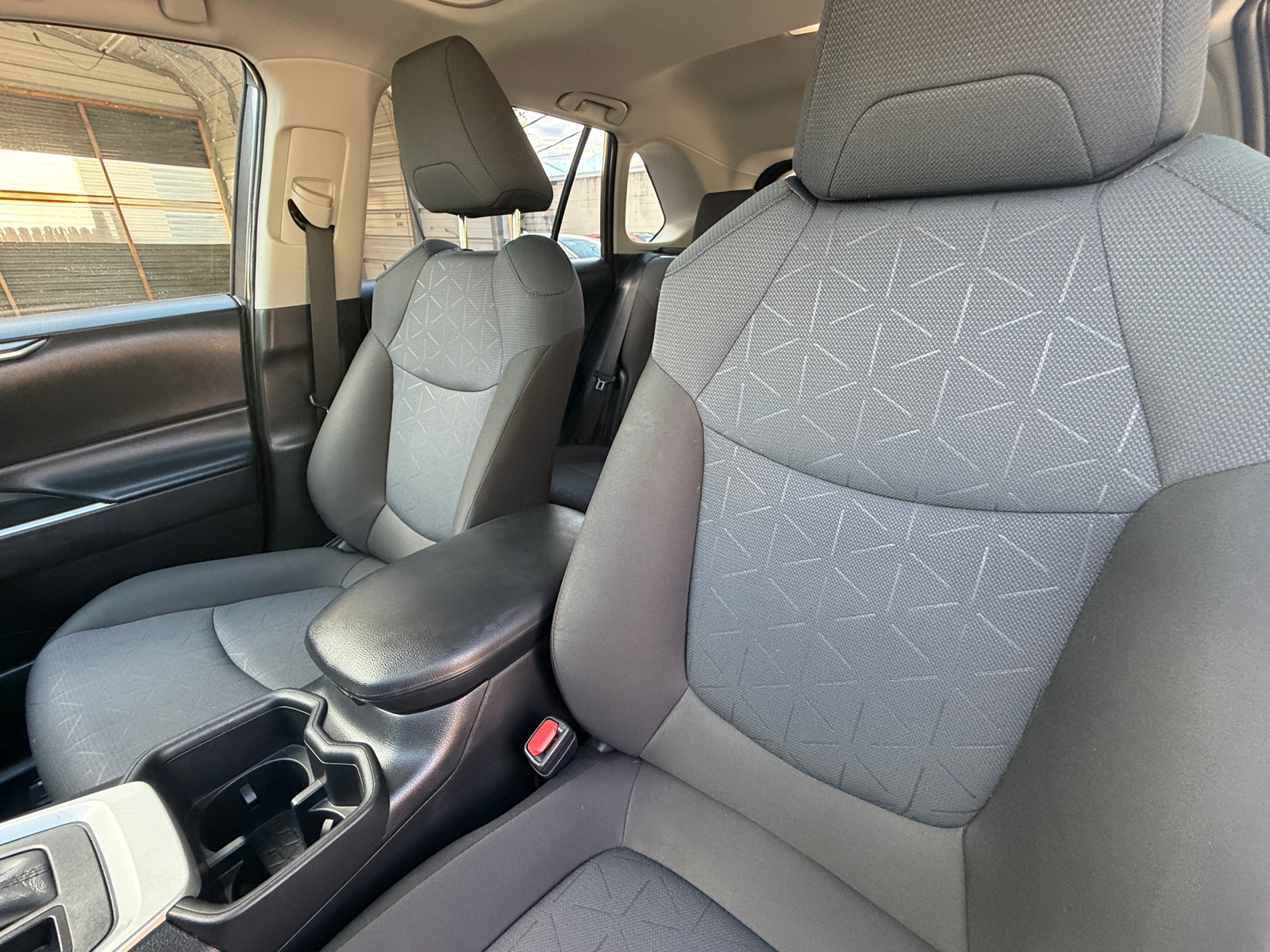 Thumbnail: 2025 Toyota RAV4 - 2