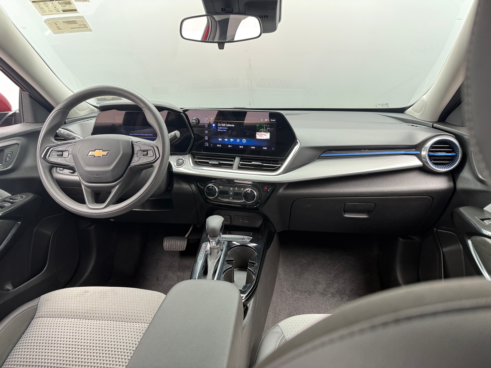 Thumbnail: 2025 Chevrolet Trax - 3