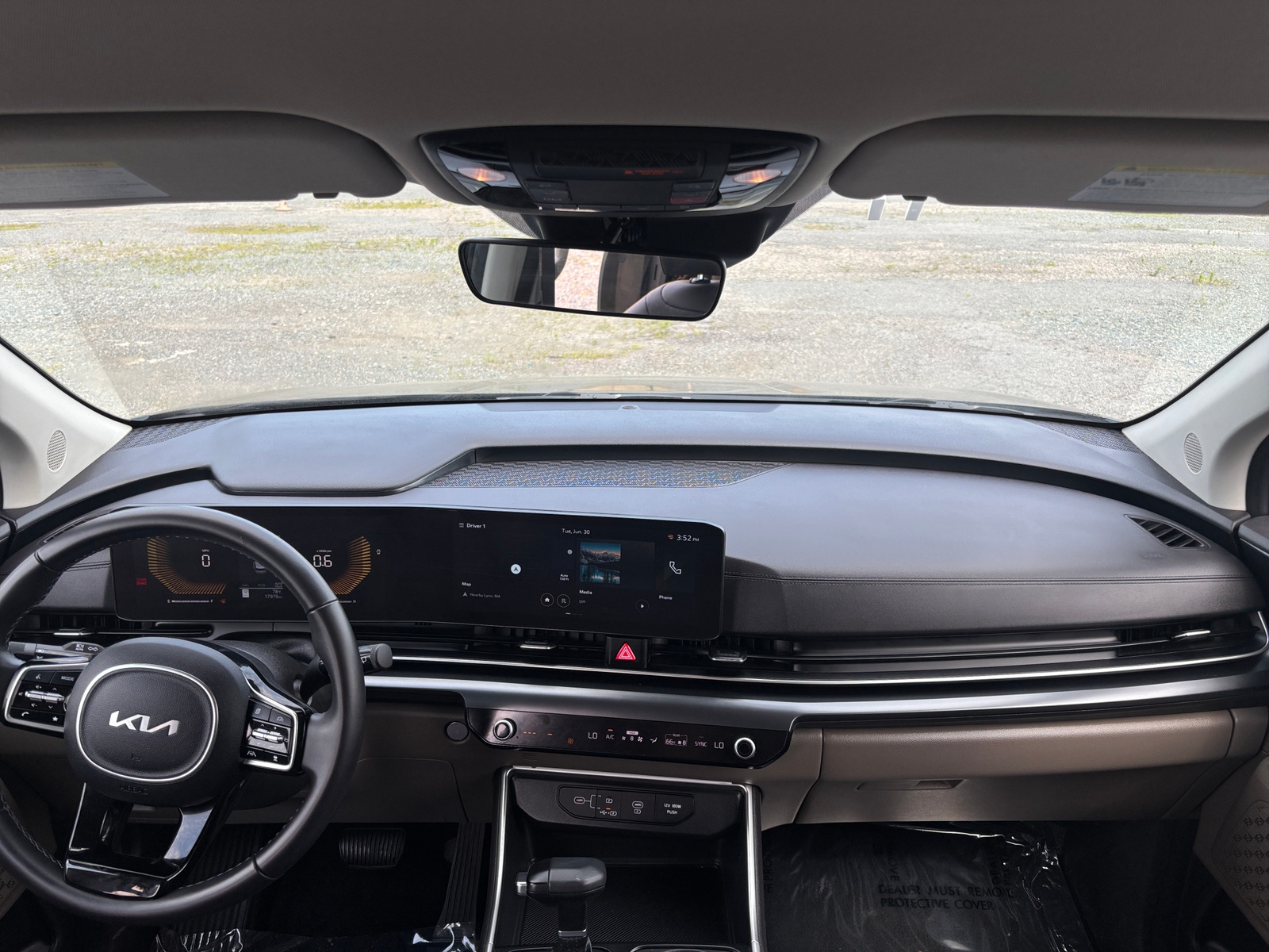 Thumbnail: 2026 Kia Carnival - 3