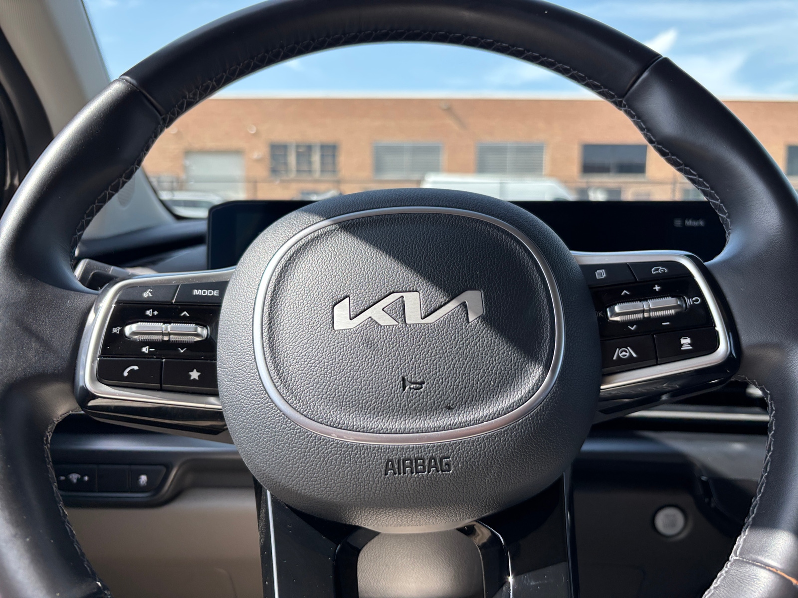 Thumbnail: 2026 Kia Carnival - 4