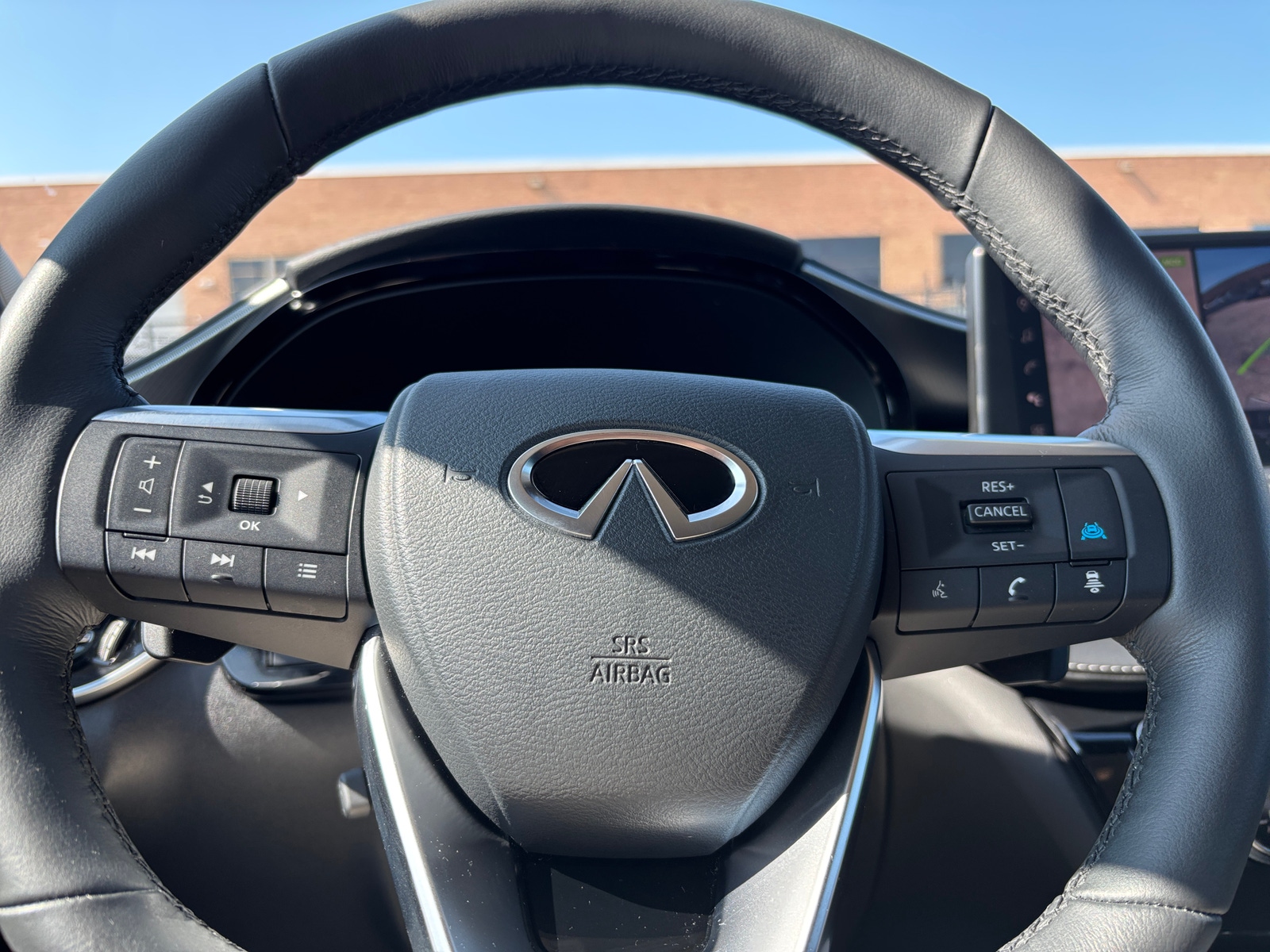 Thumbnail: 2026 INFINITI QX60 - 5