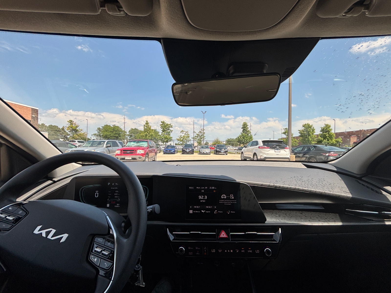 Thumbnail: 2026 Kia Niro - 3