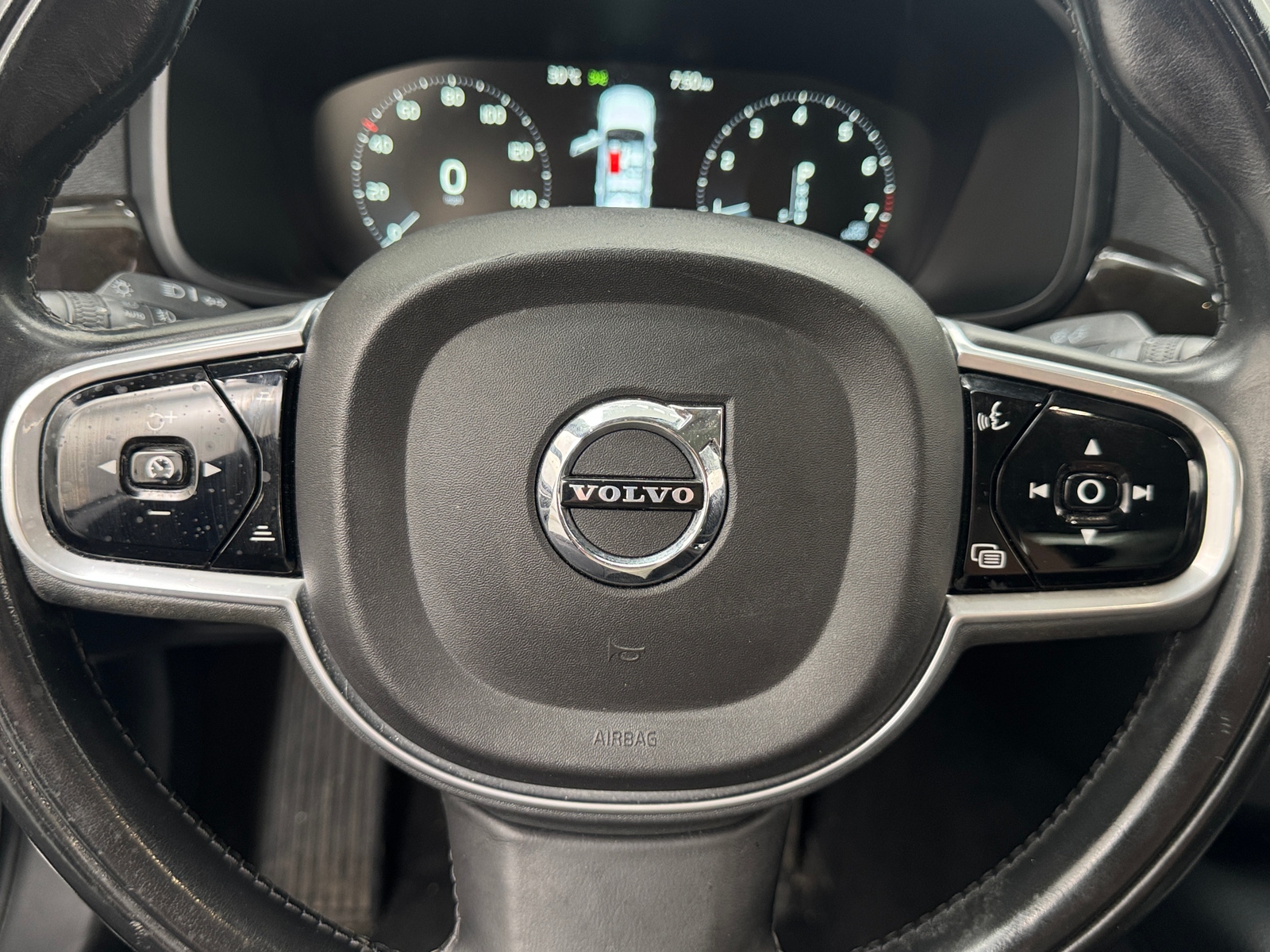 Thumbnail: 2018 Volvo S90 - 4