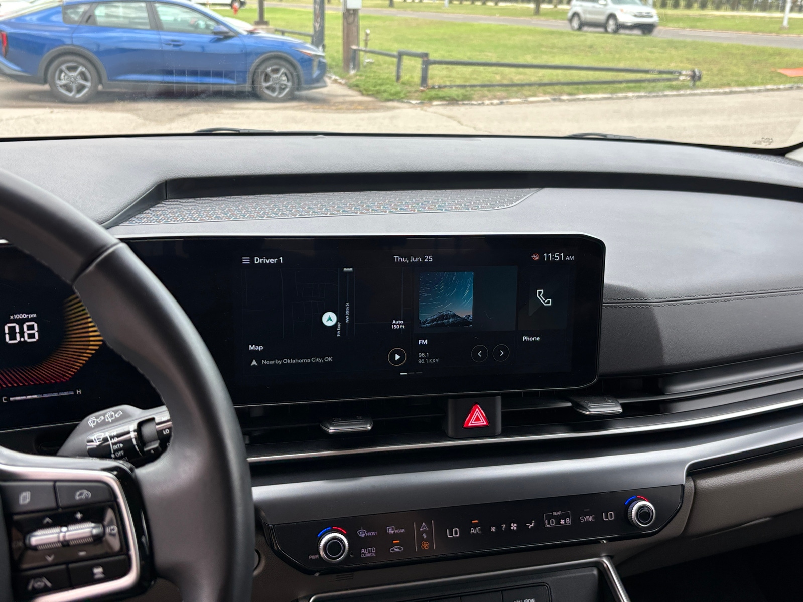 Thumbnail: 2026 Kia Carnival - 3