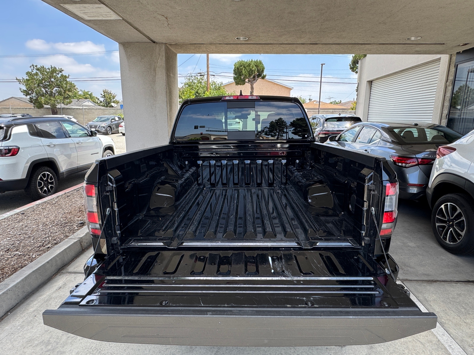 Thumbnail: 2026 Nissan Frontier - 6