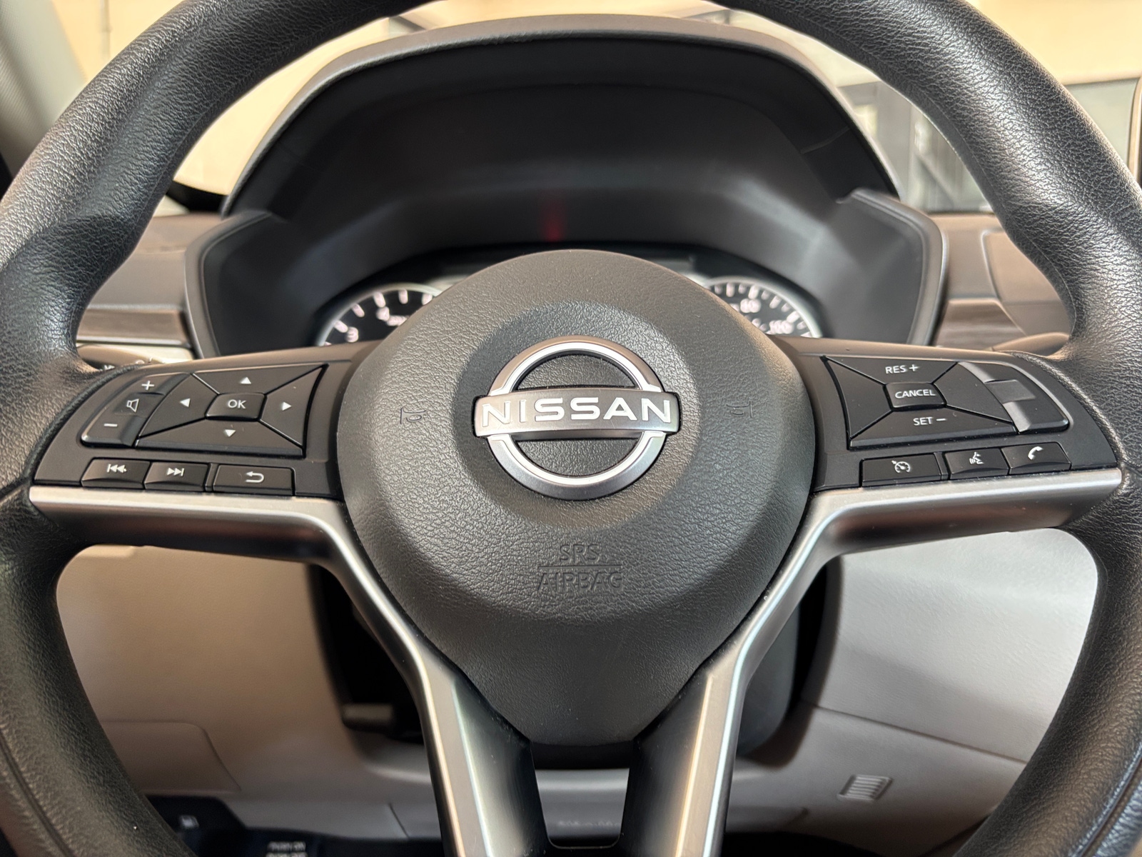 Thumbnail: 2025 Nissan Altima - 5