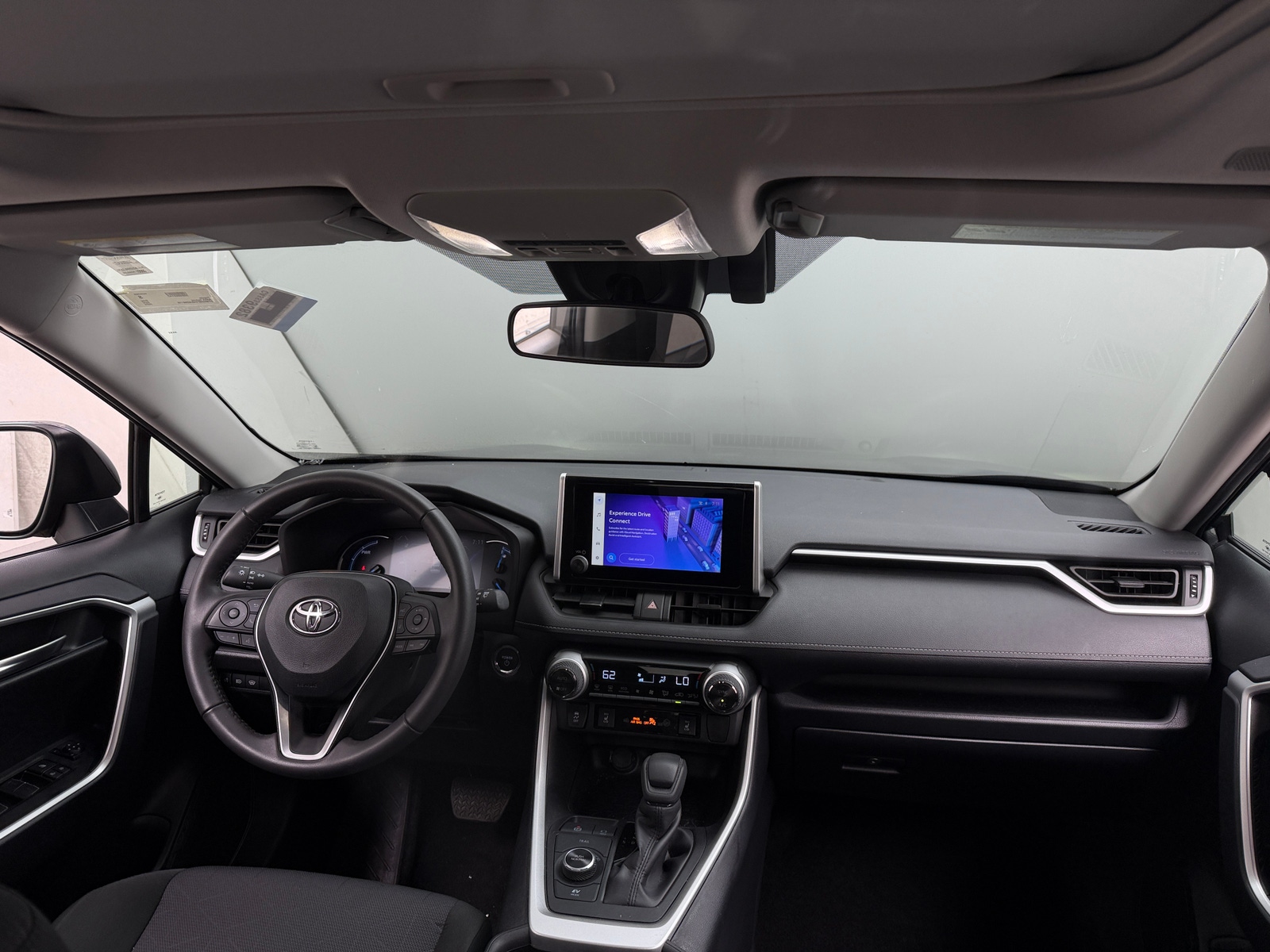 Thumbnail: 2025 Toyota RAV4 - 3