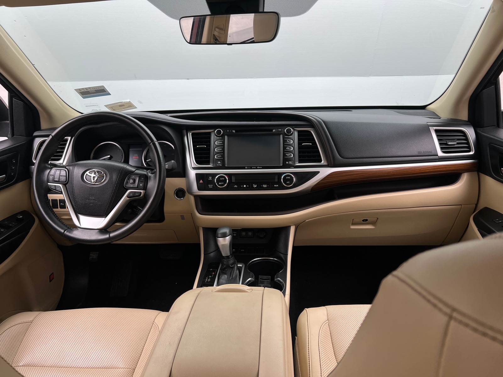Thumbnail: 2018 Toyota Highlander - 2