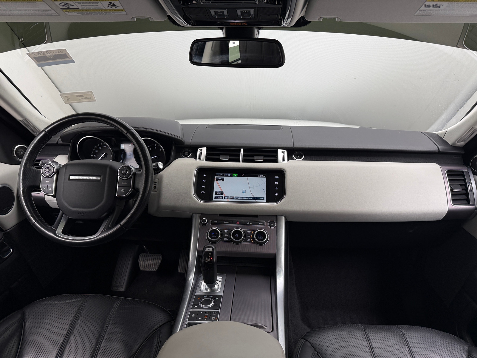 Thumbnail: 2016 Land Rover Range Rover Sport - 2