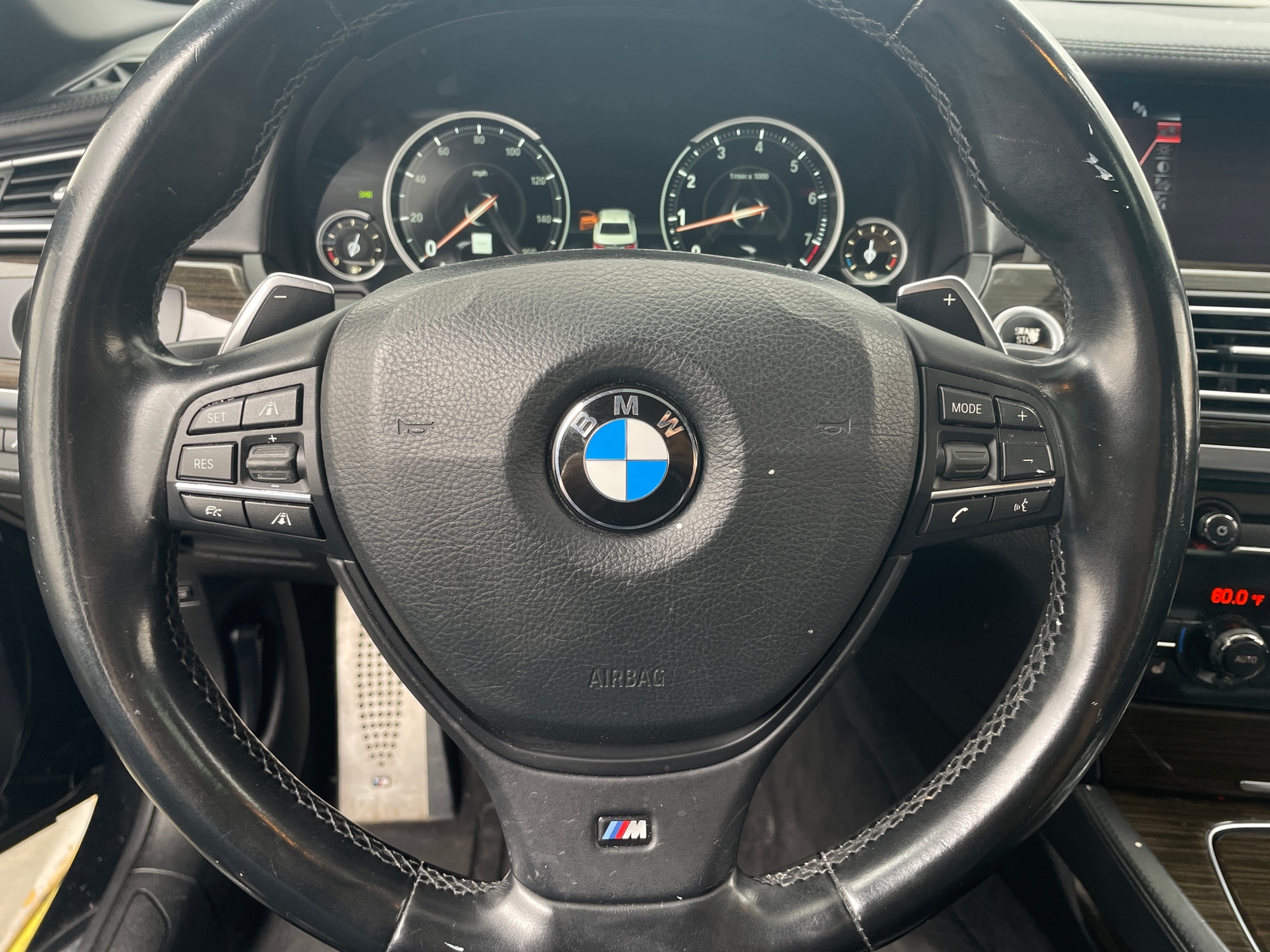 Thumbnail: 2015 BMW 7 Series - 4