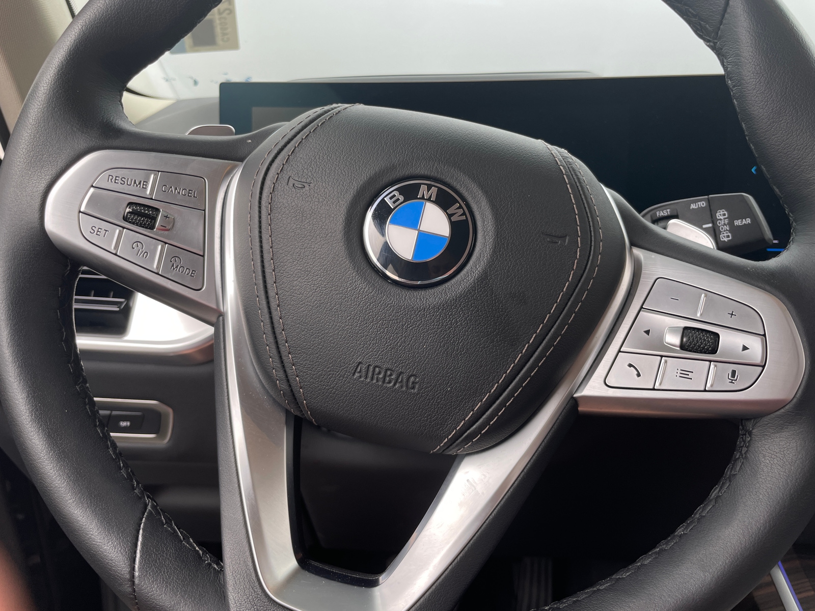 Thumbnail: 2024 BMW X7 - 4