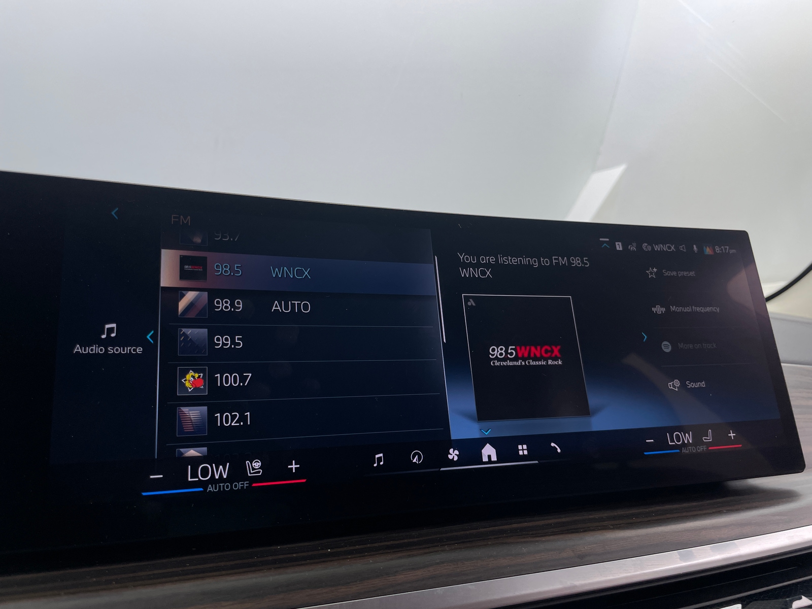 Thumbnail: 2024 BMW X7 - 3