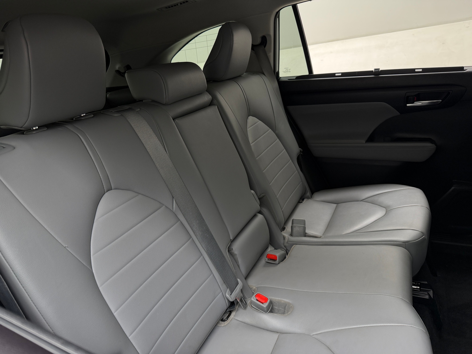 Thumbnail: 2021 Toyota Highlander - 5