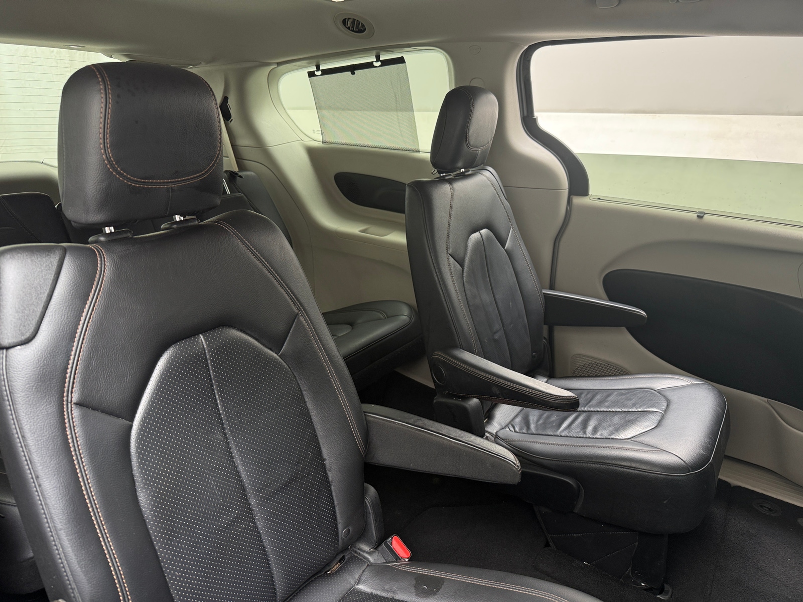 Thumbnail: 2018 Chrysler Pacifica - 5